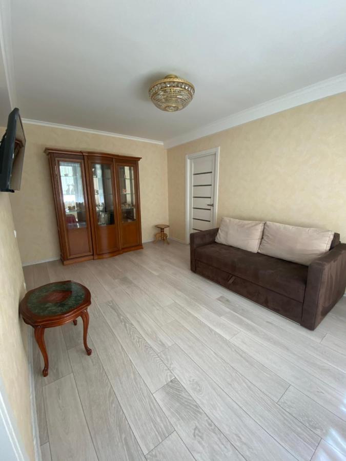 Apartment On Prospiekt Pobiedy 18 키예프 외부 사진