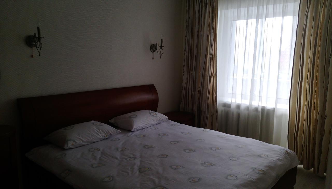 Apartment On Prospiekt Pobiedy 18 키예프 외부 사진
